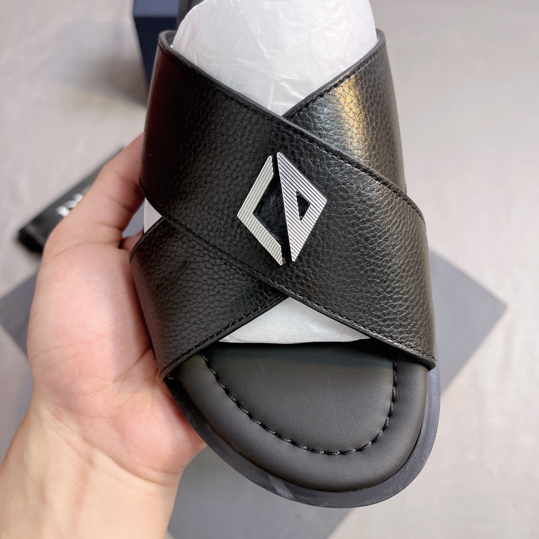 DIOR 一比一 男款CD皮革拖鞋 黑色休閒拖鞋| 9 DIOR 一比一 男款CD皮革拖鞋 黑色休閒拖鞋