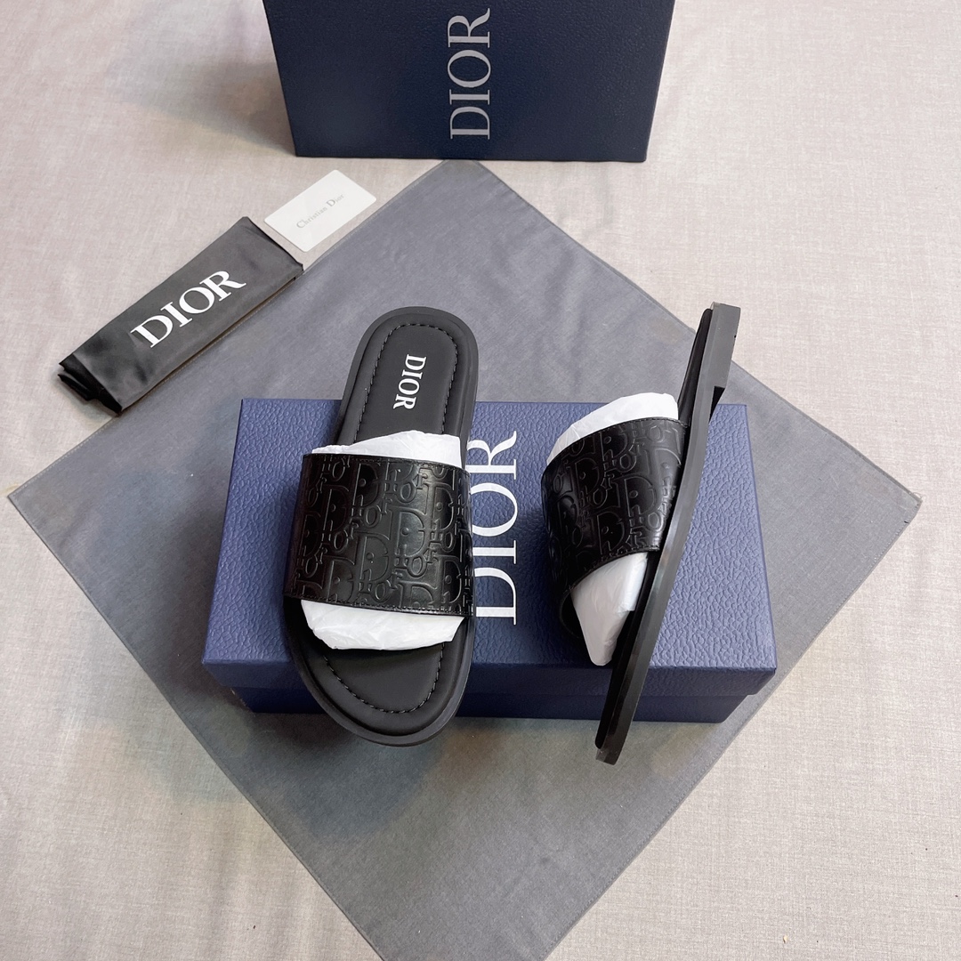 DIOR A貨 男款CD壓紋拖鞋 黑色休閒拖鞋| 14 DIOR A貨 男款CD壓紋拖鞋 黑色休閒拖鞋