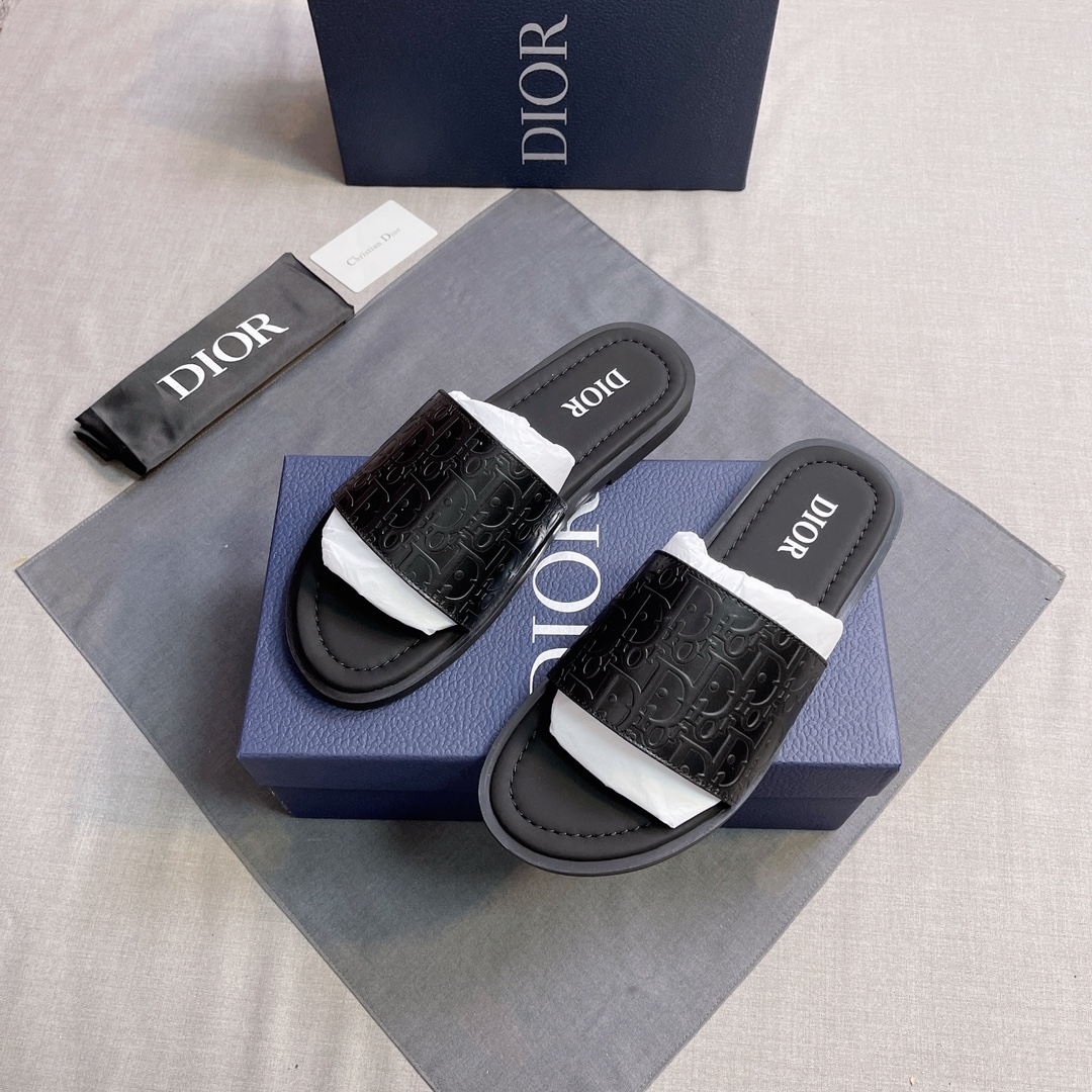 DIOR A貨 男款CD壓紋拖鞋 黑色休閒拖鞋| 13 DIOR A貨 男款CD壓紋拖鞋 黑色休閒拖鞋