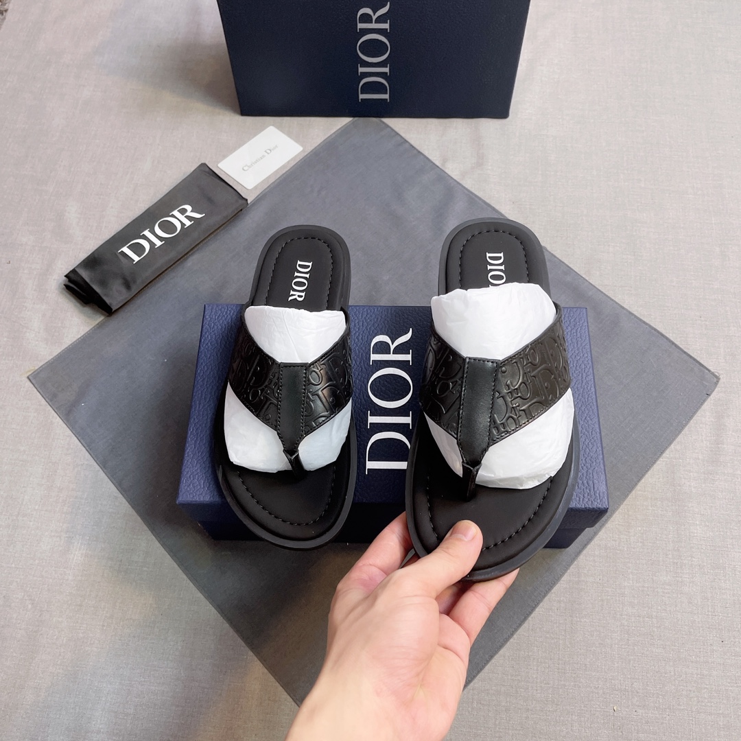 DIOR 高仿 男款CD交叉拖鞋 黑色皮革涼拖| 12 DIOR 高仿 男款CD交叉拖鞋 黑色皮革涼拖