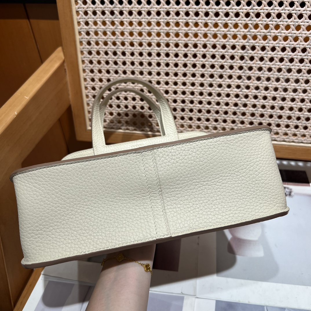 Hermes 高仿 女款 Halzan 手提肩背包 簡約通勤百搭款| 8 Hermes 高仿 女款 Halzan 手提肩背包 簡約通勤百搭款