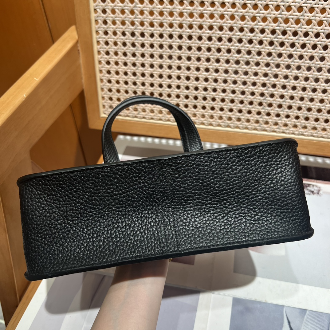 Hermes 原單 女款 Halzan 荔枝紋手提包 通勤輕奢款| 10 Hermes 原單 女款 Halzan 荔枝紋手提包 通勤輕奢款