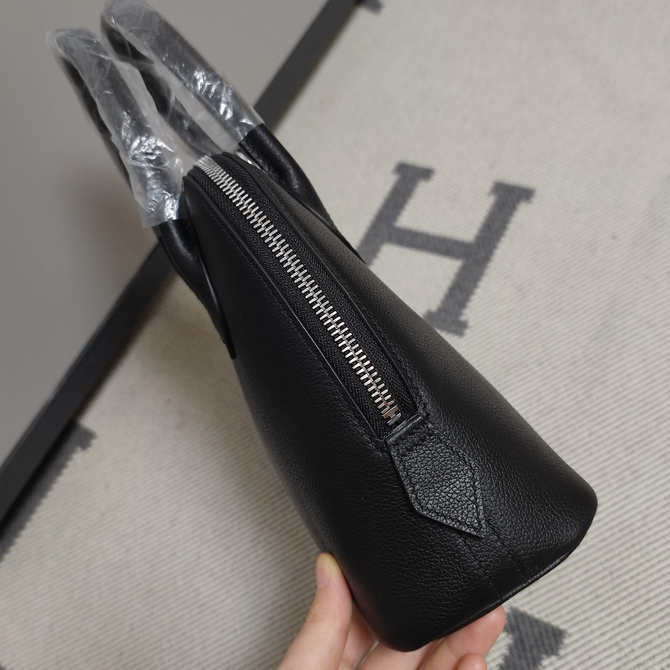 Hermes 一比一 女款 Bolide 手提斜背包 經典黑色通勤款| 10 Hermes 一比一 女款 Bolide 手提斜背包 經典黑色通勤款
