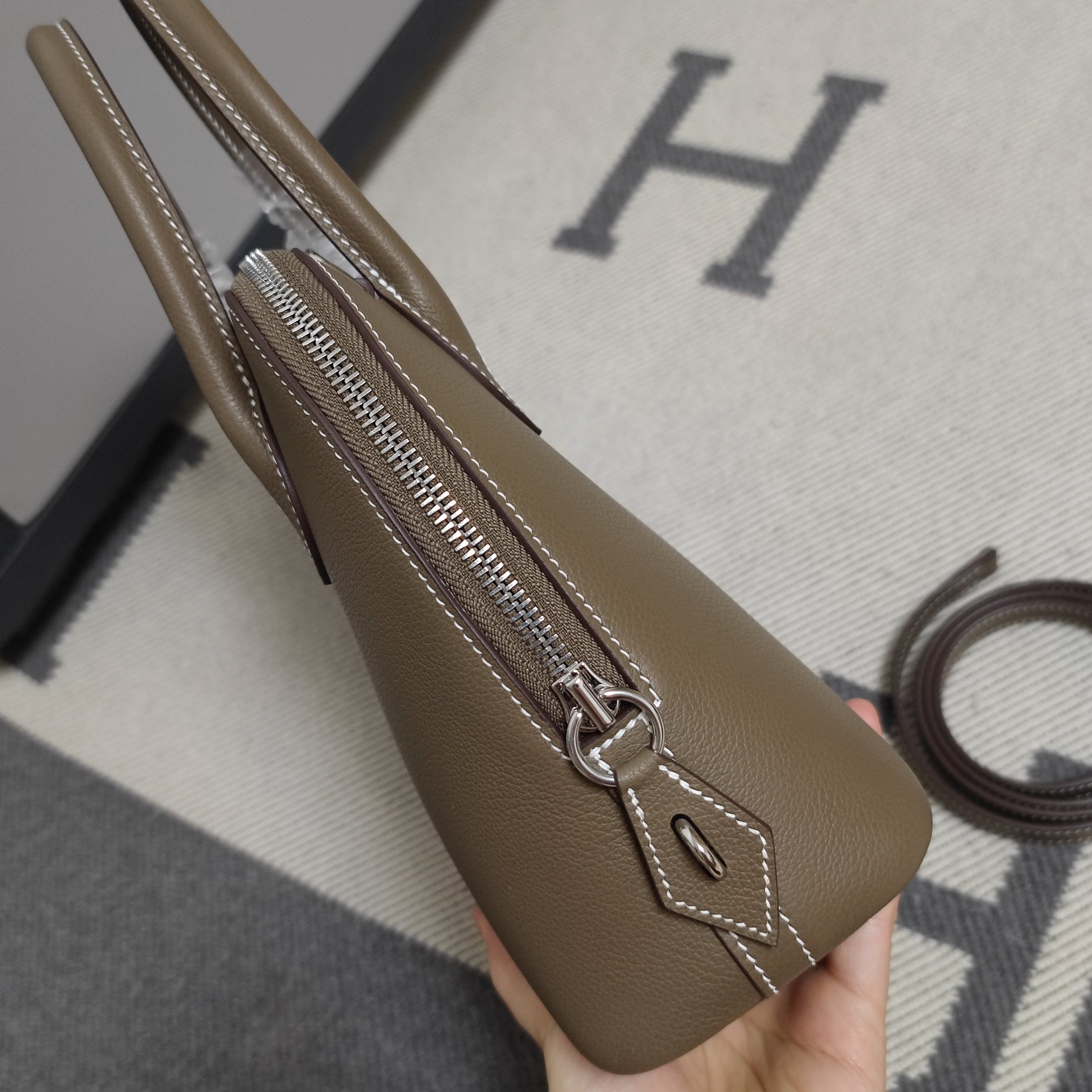 Hermes A貨 女款 Bolide 手提包 大象灰簡約通勤款| 9 Hermes A貨 女款 Bolide 手提包 大象灰簡約通勤款