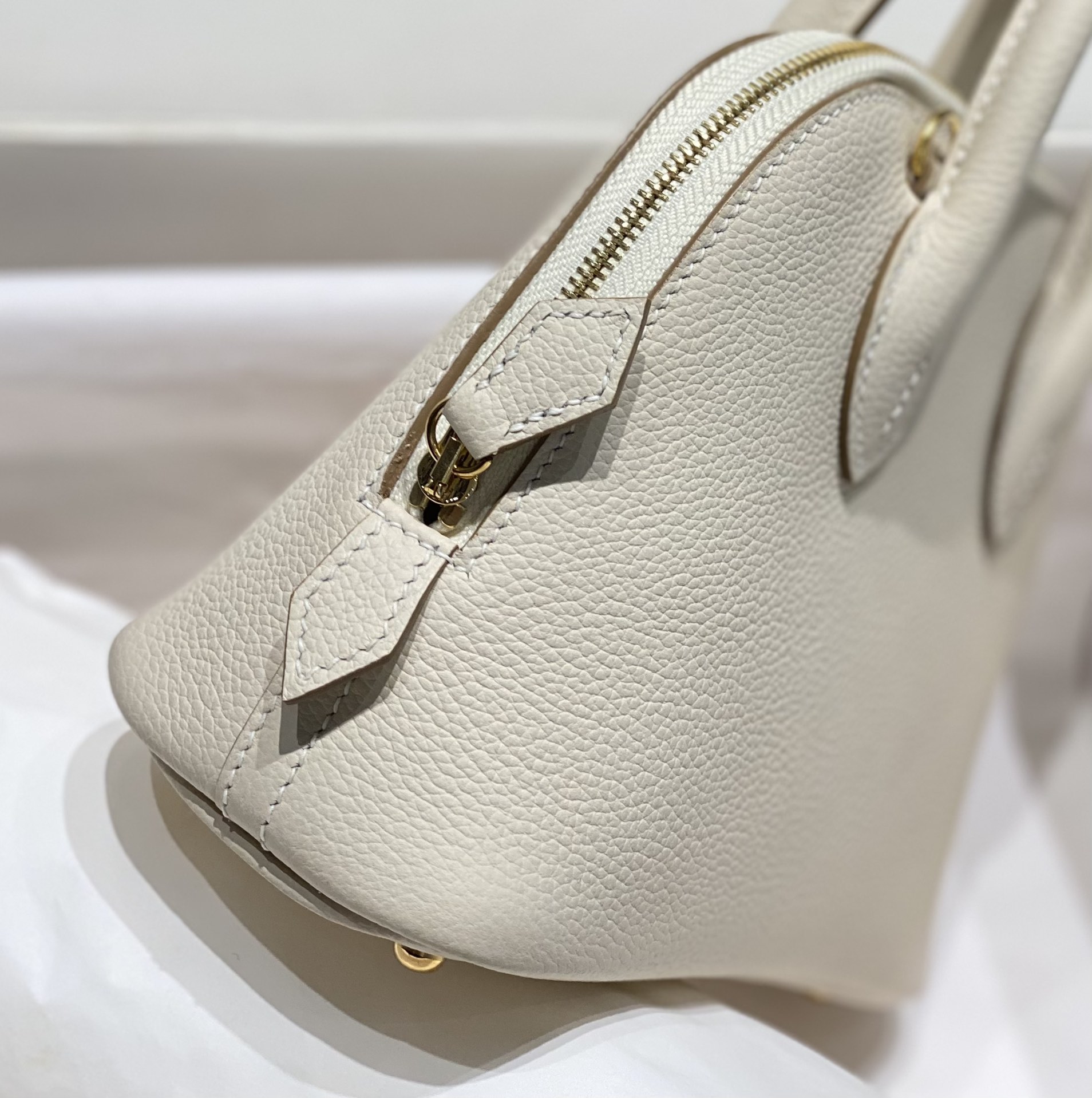 Hermes 一比一 女款 Bolide 手提包 奶油白簡約輕奢款| 11 Hermes 一比一 女款 Bolide 手提包 奶油白簡約輕奢款