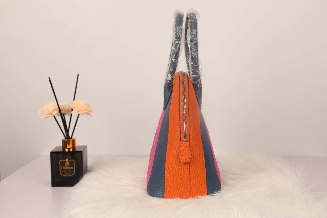 Hermes 高仿 女款 Bolide 拼色手提包 設計師風潮流款| 18 Hermes 高仿 女款 Bolide 拼色手提包 設計師風潮流款