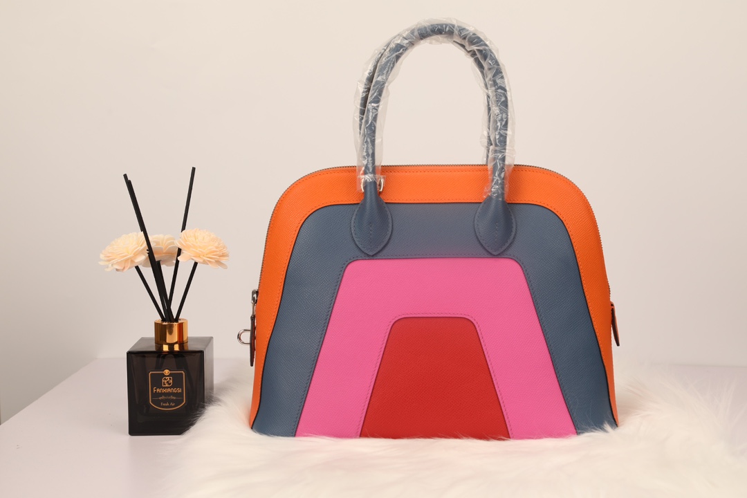 Hermes 高仿 女款 Bolide 拼色手提包 設計師風潮流款| 15 Hermes 高仿 女款 Bolide 拼色手提包 設計師風潮流款