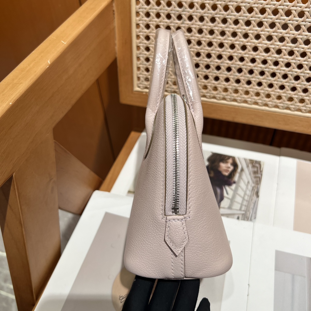 Hermes 高仿 女款 Bolide 手提包 櫻花粉氣質款| 11 Hermes 高仿 女款 Bolide 手提包 櫻花粉氣質款