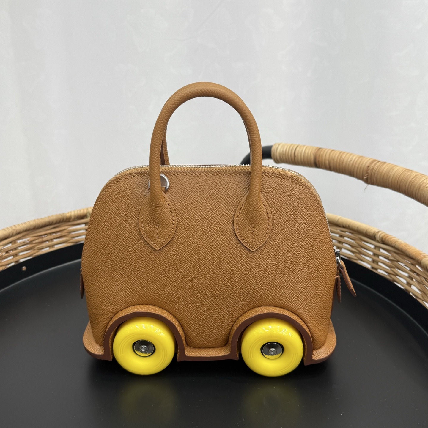 Hermes 高仿 女款 Mini Bolide 小車包 焦糖棕可愛設計款| 8 Hermes 高仿 女款 Mini Bolide 小車包 焦糖棕可愛設計款