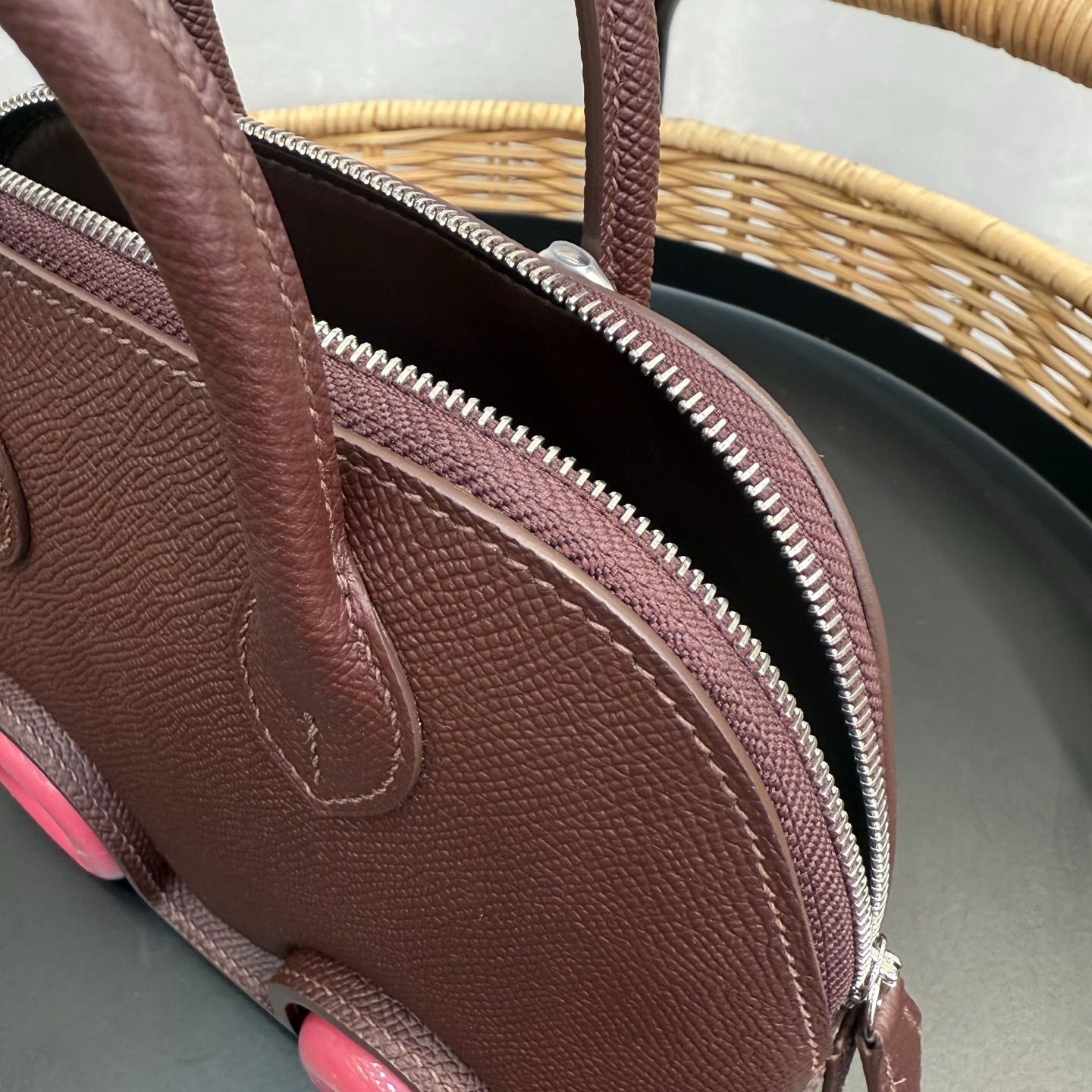 Hermes 原單 女款 Mini Bolide 小車包 酒紅粉輪設計款| 9 Hermes 原單 女款 Mini Bolide 小車包 酒紅粉輪設計款