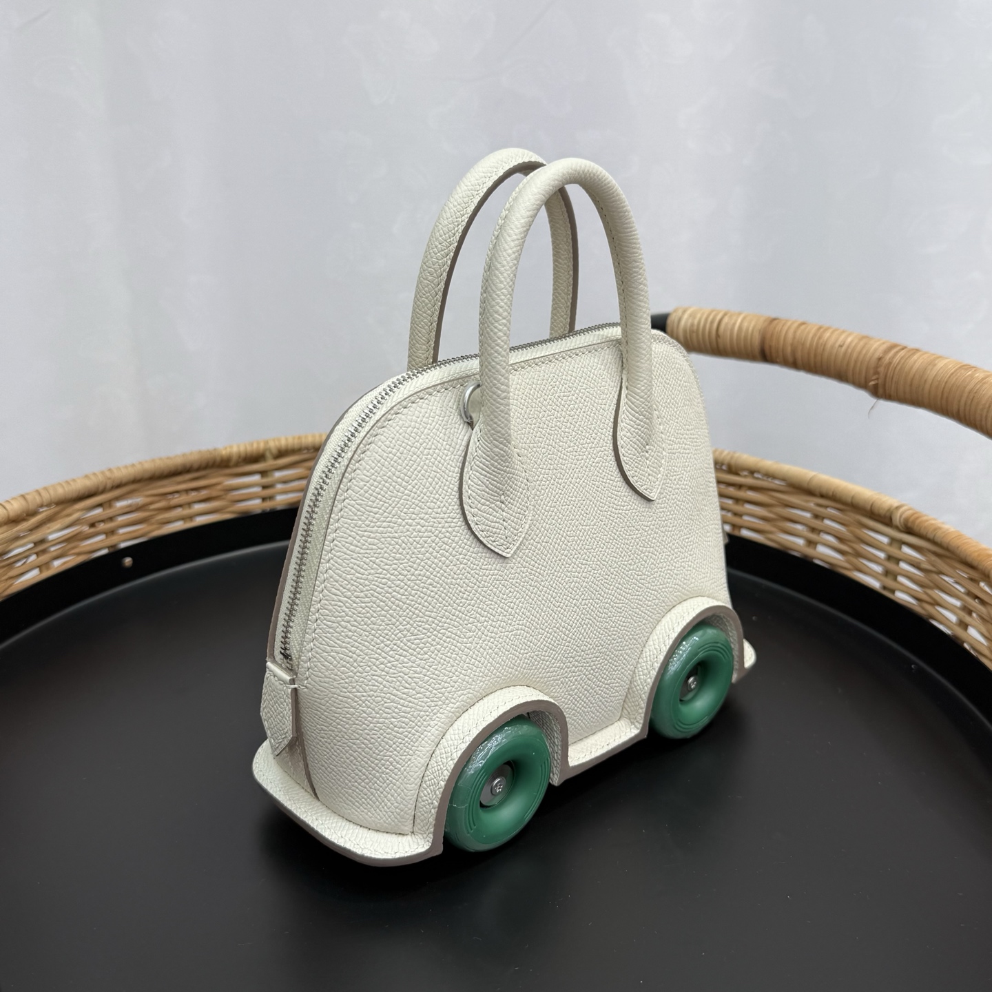 Hermes 高仿 女款 Mini Bolide 小車包 奶油白綠輪設計款| 14 Hermes 高仿 女款 Mini Bolide 小車包 奶油白綠輪設計款