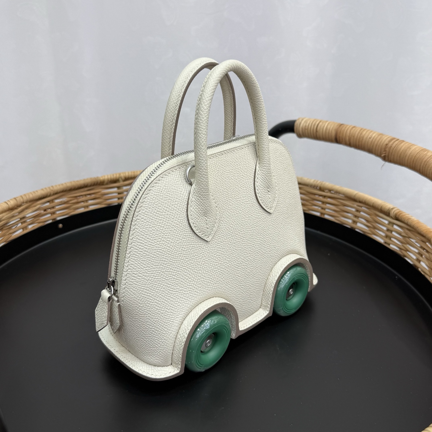 Hermes 高仿 女款 Mini Bolide 小車包 奶油白綠輪設計款| 9 Hermes 高仿 女款 Mini Bolide 小車包 奶油白綠輪設計款