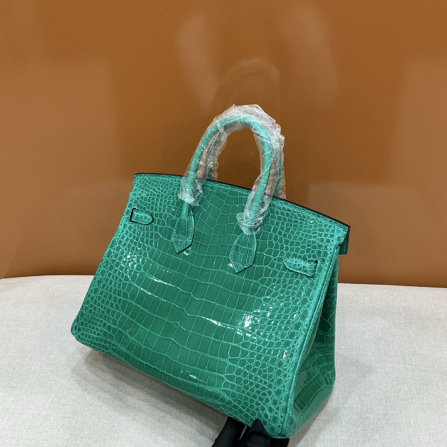 Hermes 一比一 女款 Birkin 鱷魚紋手提包 綠松石潮流款| 9 Hermes 一比一 女款 Birkin 鱷魚紋手提包 綠松石潮流款