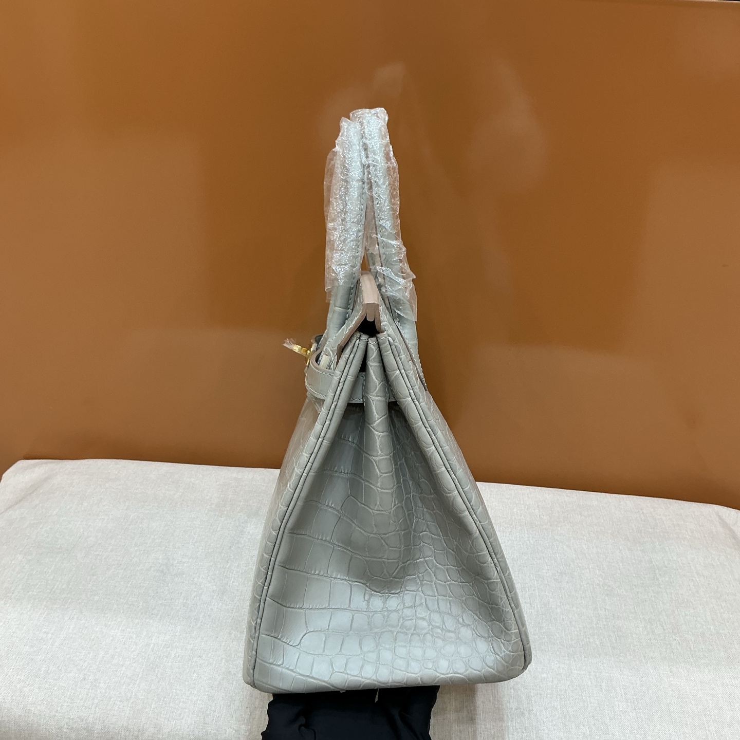 Hermes 高仿 Birkin 鱷魚紋手提包 淺灰高級質感款| 8 Hermes 高仿 Birkin 鱷魚紋手提包 淺灰高級質感款