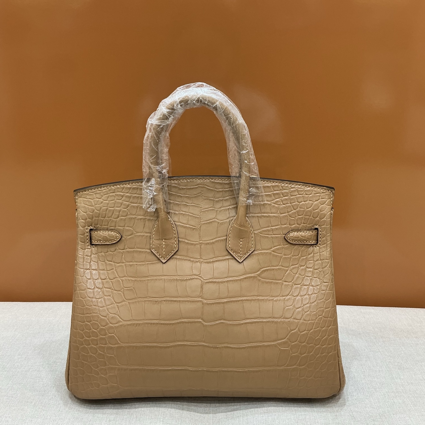 Hermes 一比一 Birkin 鱷魚紋手提包 卡其色優雅款| 12 Hermes 一比一 Birkin 鱷魚紋手提包 卡其色優雅款