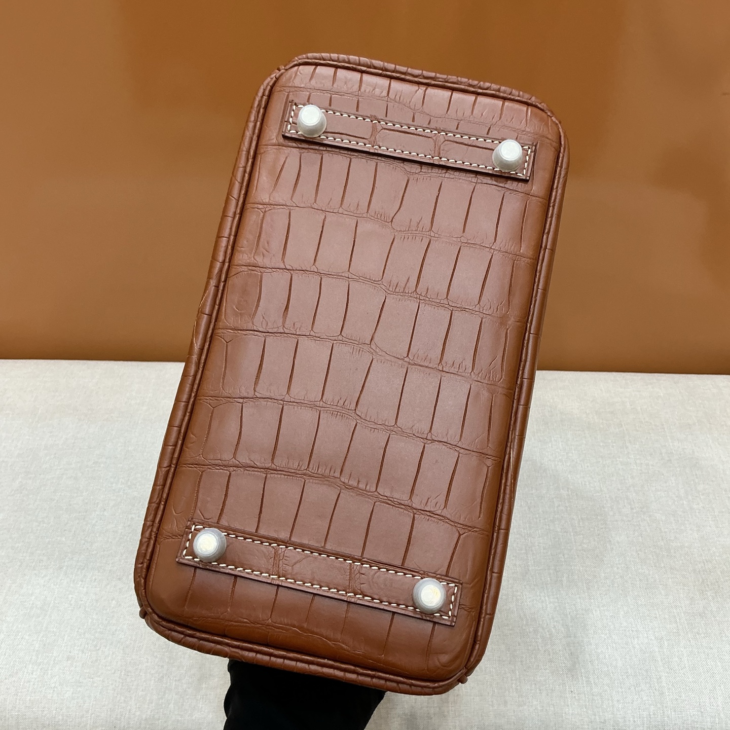 Hermes 高仿 Birkin 鱷魚紋手提包 深棕色新款| 7 Hermes 高仿 Birkin 鱷魚紋手提包 深棕色新款