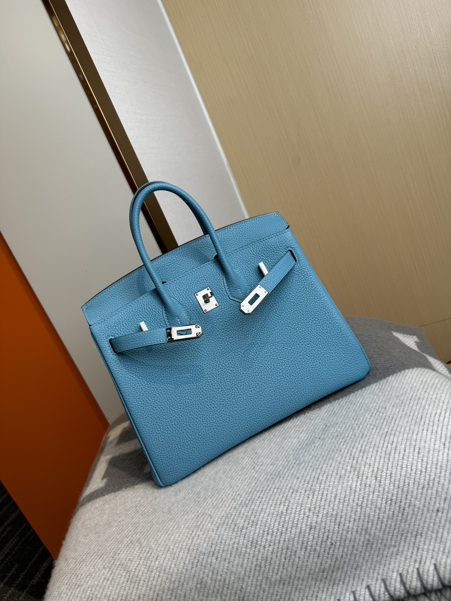 Hermes A貨 女款 Birkin 手提包 湖水藍清新百搭款商務百搭風| 15 Hermes A貨 女款 Birkin 手提包 湖水藍清新百搭款商務百搭風