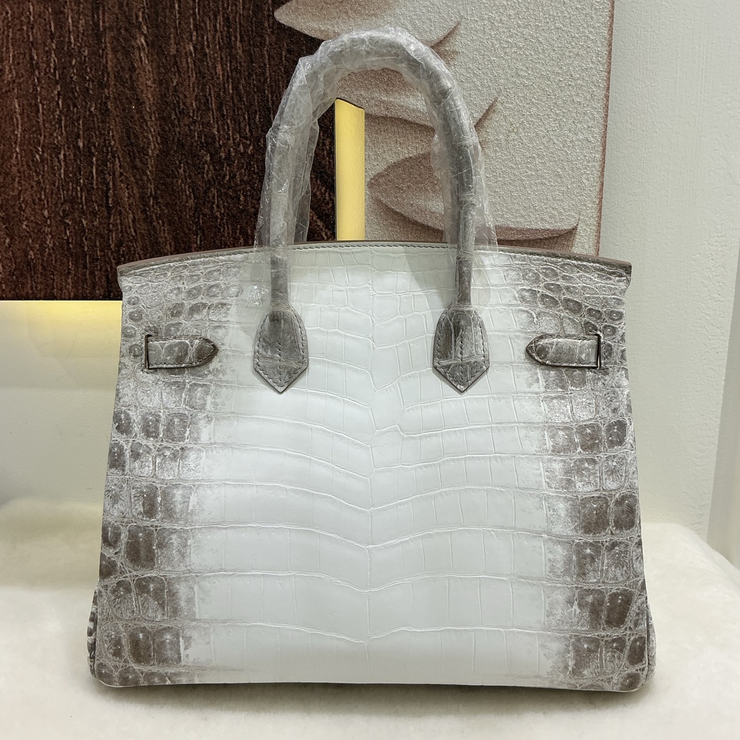 Hermes 高仿 女款 Birkin 鱷魚紋手提包 高級質感 百搭奢華風| 11 Hermes 高仿 女款 Birkin 鱷魚紋手提包 高級質感 百搭奢華風