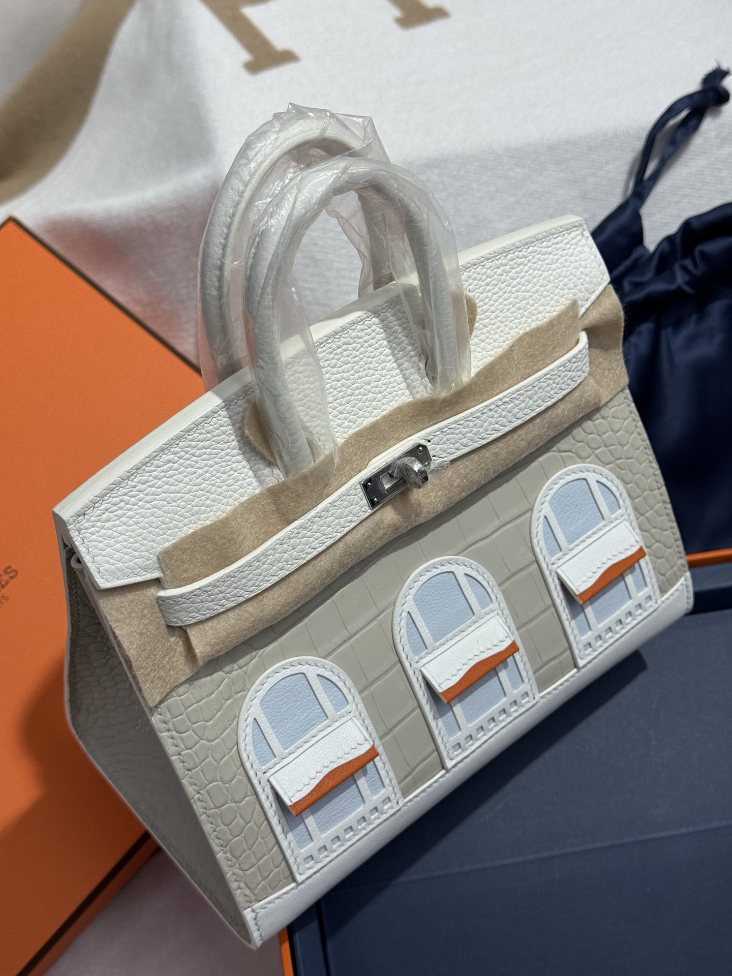 Hermes 原單 女款 Birkin 限量房屋圖案手提包 藝術設計款| 13 Hermes 原單 女款 Birkin 限量房屋圖案手提包 藝術設計款