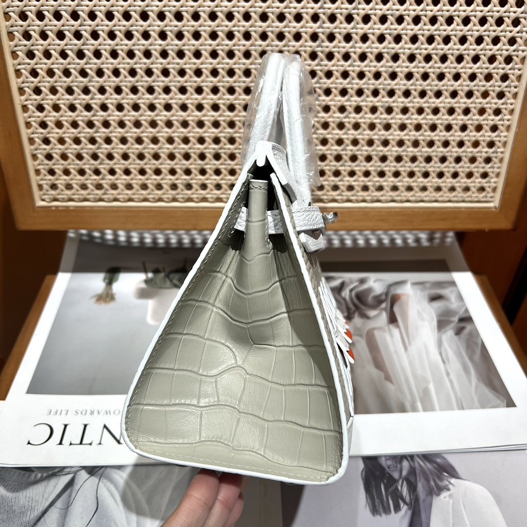 Hermes 原單 女款 Birkin 限量房屋圖案手提包 藝術設計款| 10 Hermes 原單 女款 Birkin 限量房屋圖案手提包 藝術設計款