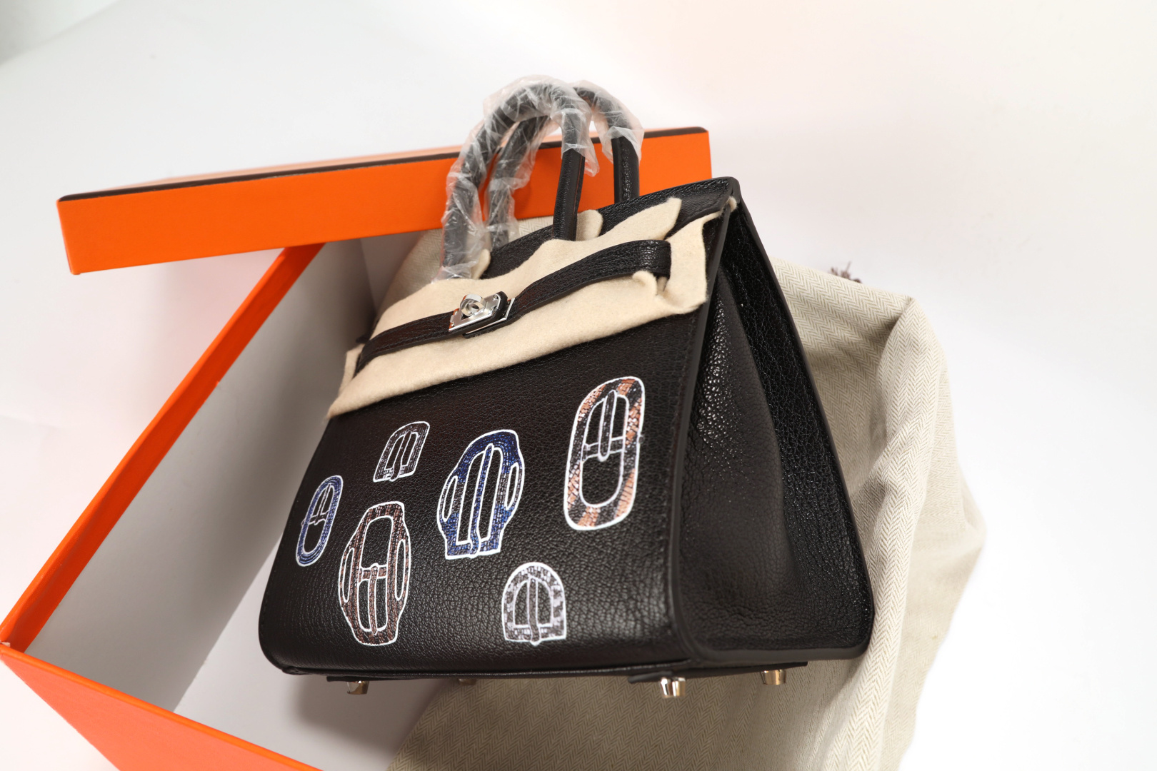 Hermes A貨 女款 Birkin 經典黑色手提包 簡約商務風| 13 Hermes A貨 女款 Birkin 經典黑色手提包 簡約商務風