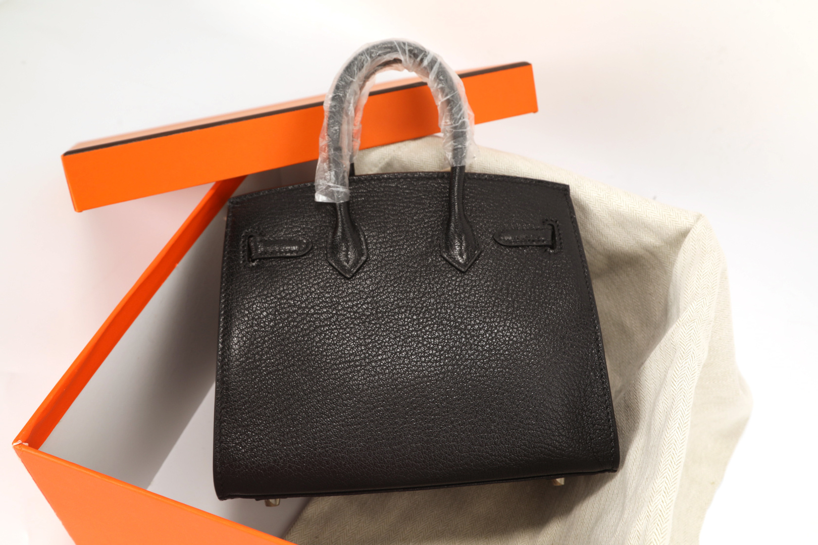 Hermes A貨 女款 Birkin 經典黑色手提包 簡約商務風| 10 Hermes A貨 女款 Birkin 經典黑色手提包 簡約商務風