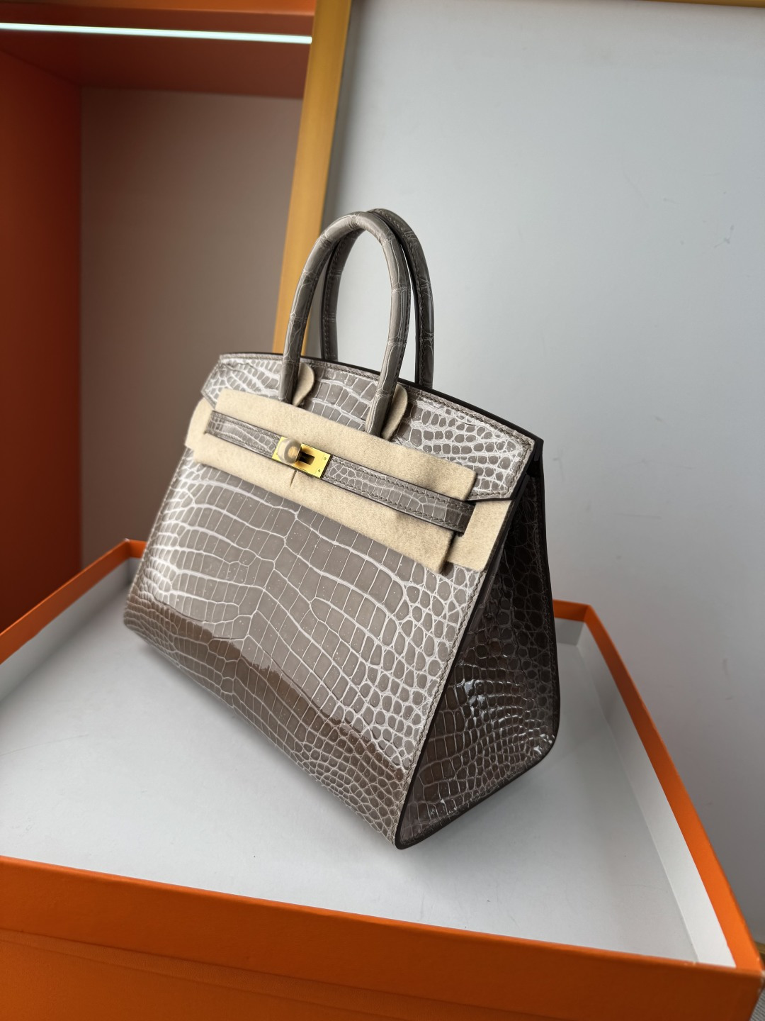 Hermes A貨 女款 Birkin 灰色鱷魚紋手提包 沉穩百搭款| 12 Hermes A貨 女款 Birkin 灰色鱷魚紋手提包 沉穩百搭款