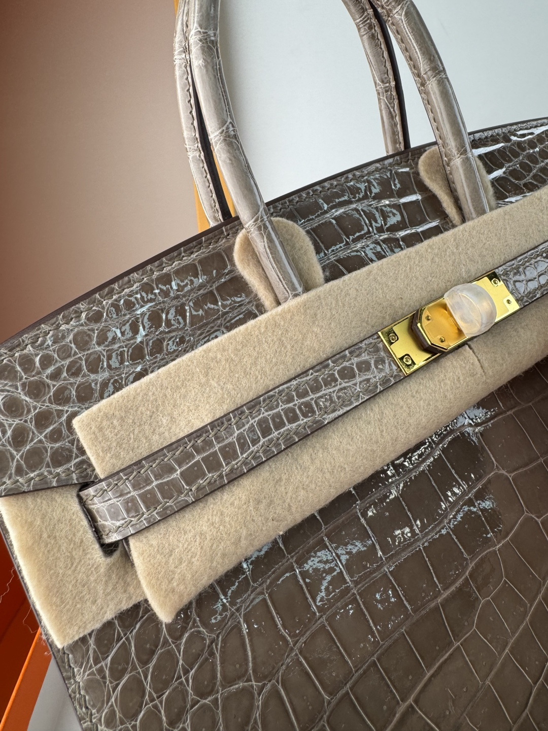 Hermes A貨 女款 Birkin 灰色鱷魚紋手提包 沉穩百搭款| 8 Hermes A貨 女款 Birkin 灰色鱷魚紋手提包 沉穩百搭款