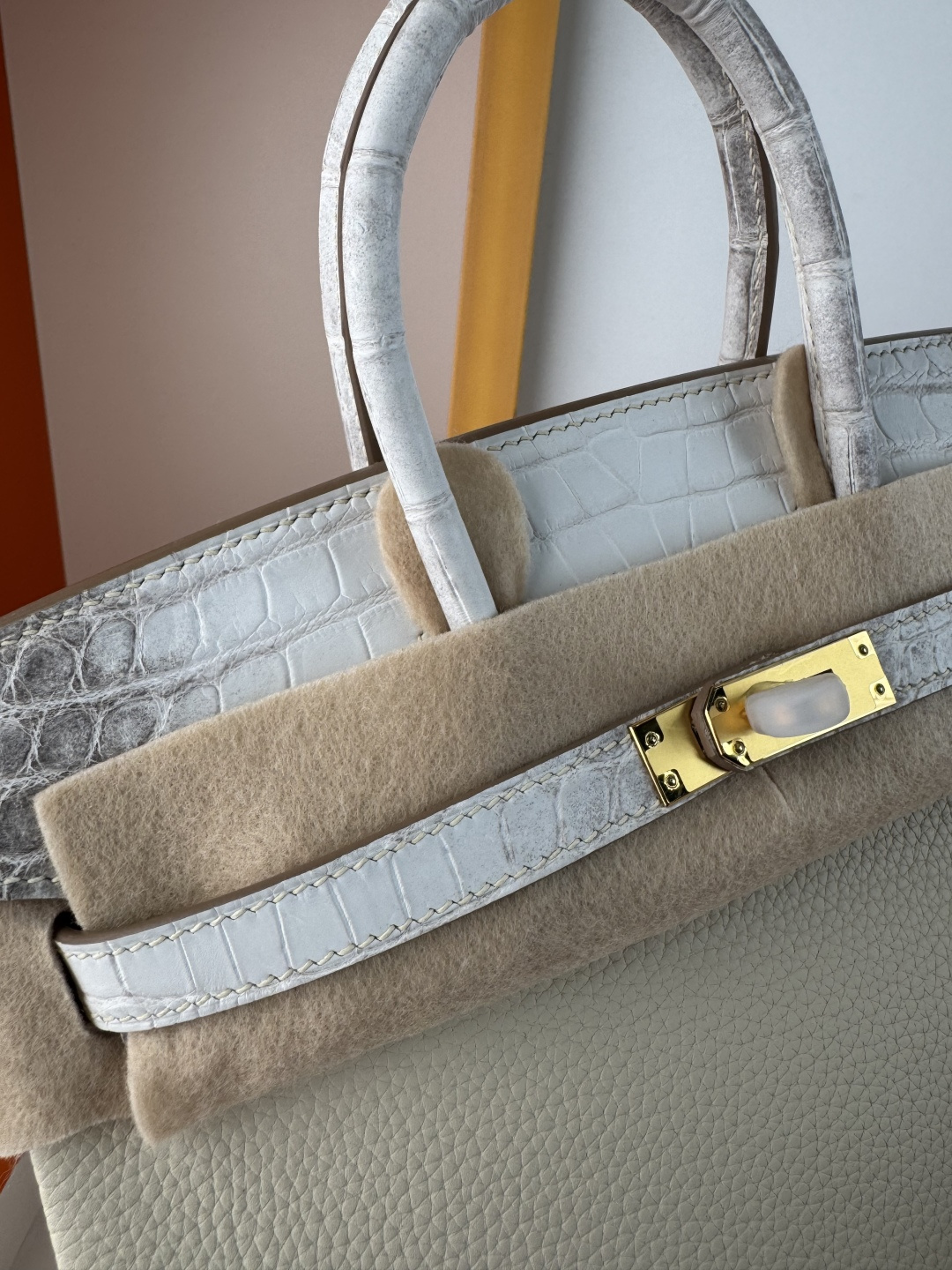 Hermes 高仿 女款 Birkin 奶油白拼色手提包 清新百搭款| 8 Hermes 高仿 女款 Birkin 奶油白拼色手提包 清新百搭款