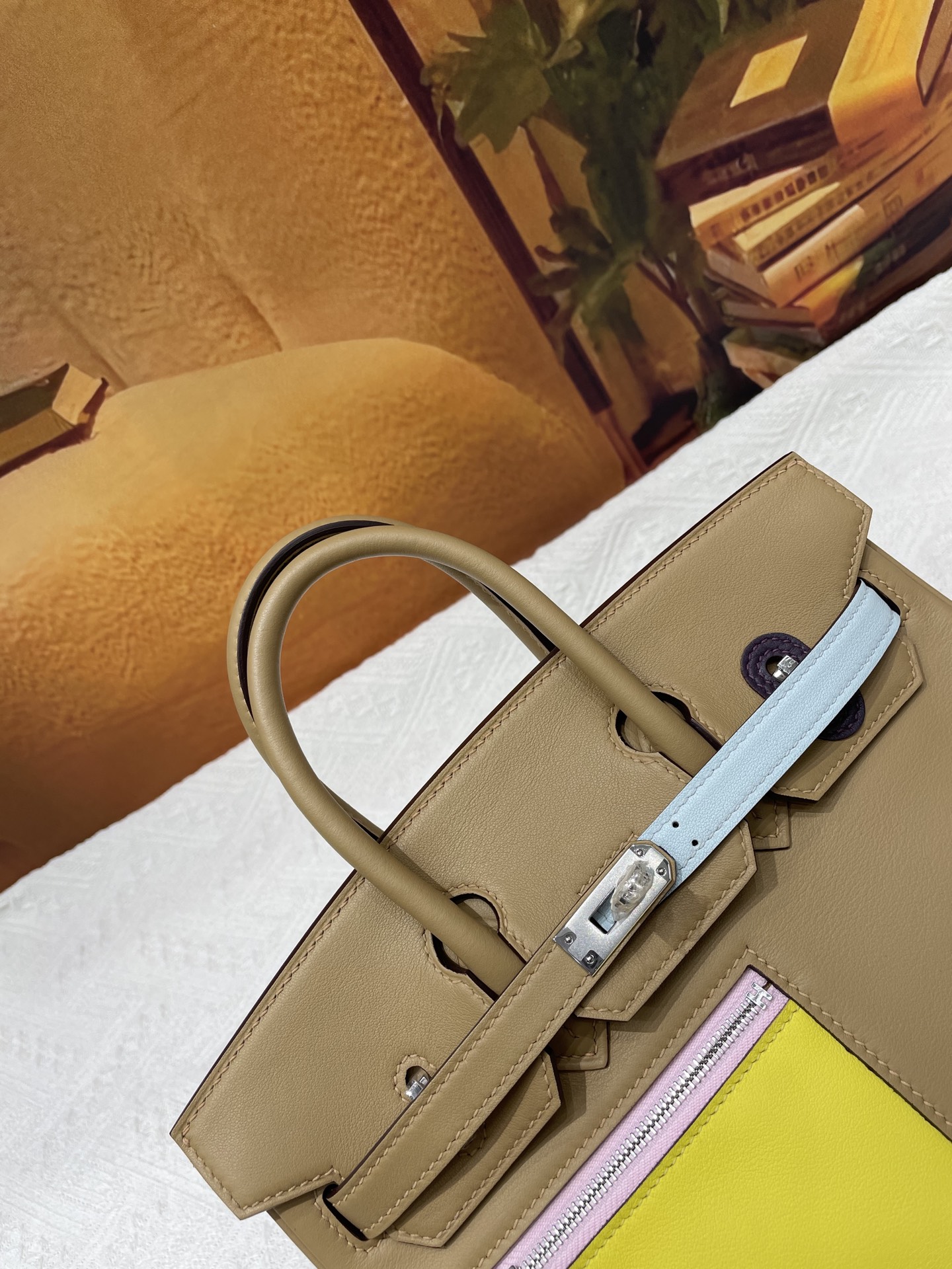 Hermes 一比一 女款 Birkin 卡其拼亮黃口袋手提包 設計感機能風| 7 Hermes 一比一 女款 Birkin 卡其拼亮黃口袋手提包 設計感機能風