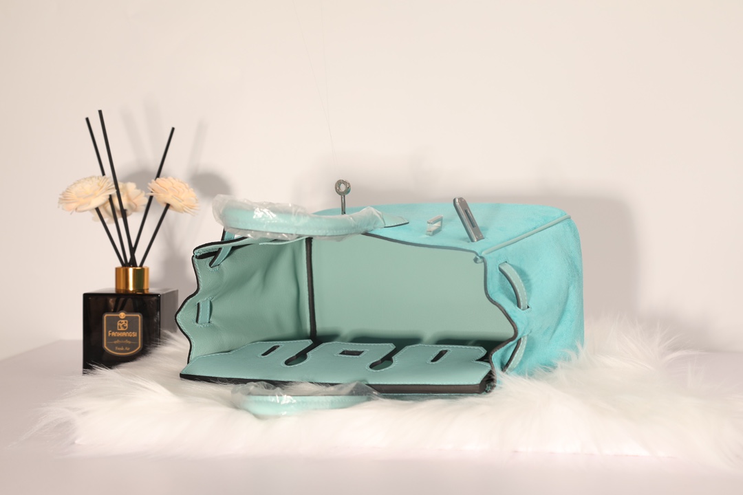 Hermes 高仿 女款 Birkin 湖水藍麂皮拼皮手提包 清新輕奢風| 13 Hermes 高仿 女款 Birkin 湖水藍麂皮拼皮手提包 清新輕奢風