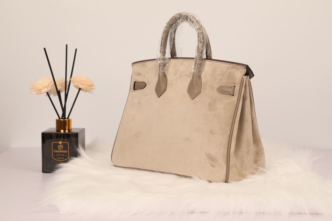 Hermes 原單 女款 Birkin 奶茶卡其麂皮手提包 溫柔氣質高級款| 18 Hermes 原單 女款 Birkin 奶茶卡其麂皮手提包 溫柔氣質高級款