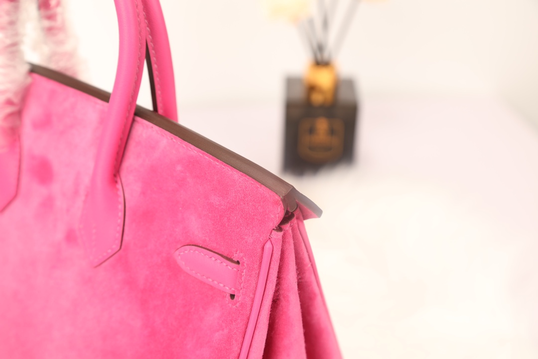 Hermes 高仿 女款 Birkin 玫紅麂皮手提包 吸睛時尚亮色款| 20 Hermes 高仿 女款 Birkin 玫紅麂皮手提包 吸睛時尚亮色款