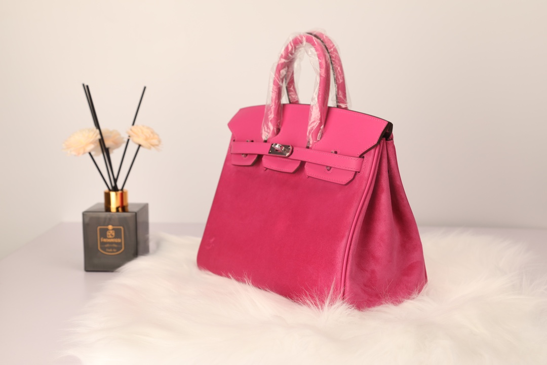 Hermes 高仿 女款 Birkin 玫紅麂皮手提包 吸睛時尚亮色款| 14 Hermes 高仿 女款 Birkin 玫紅麂皮手提包 吸睛時尚亮色款