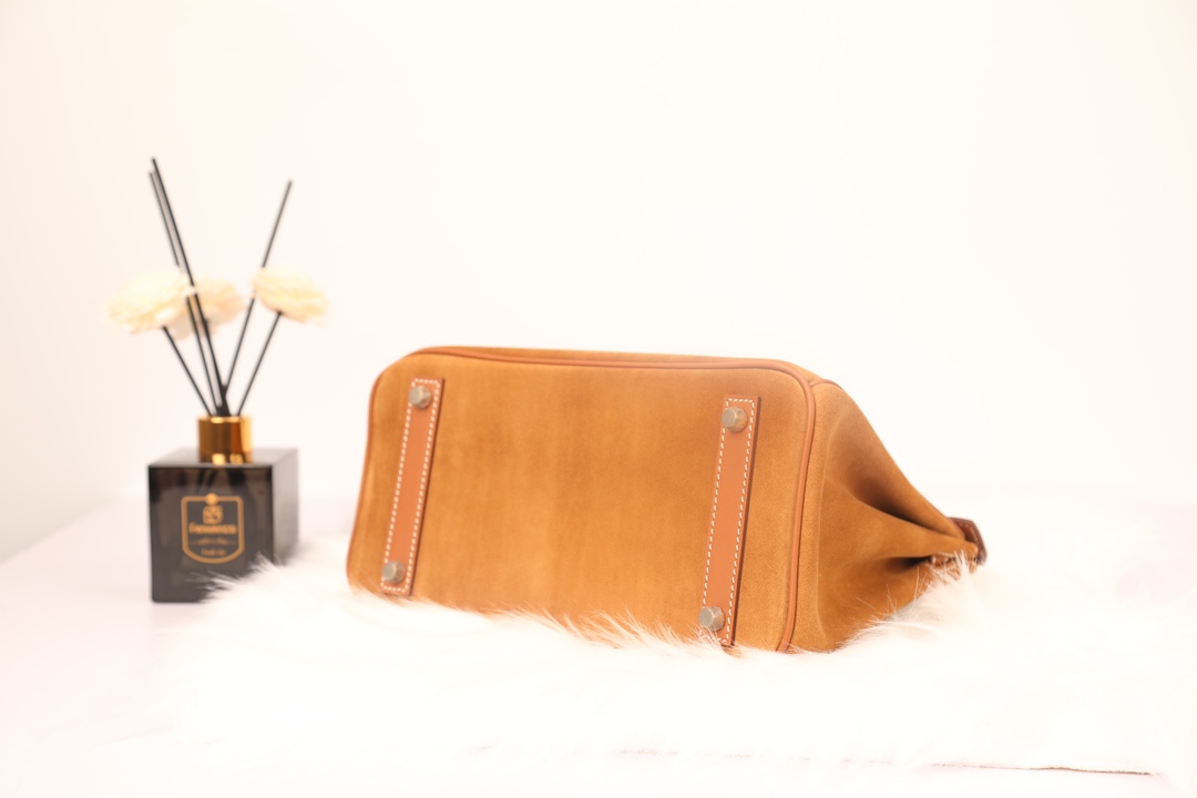 Hermes 高仿 女款 Birkin 焦糖橘麂皮手提包 復古時尚高級款| 16 Hermes 高仿 女款 Birkin 焦糖橘麂皮手提包 復古時尚高級款