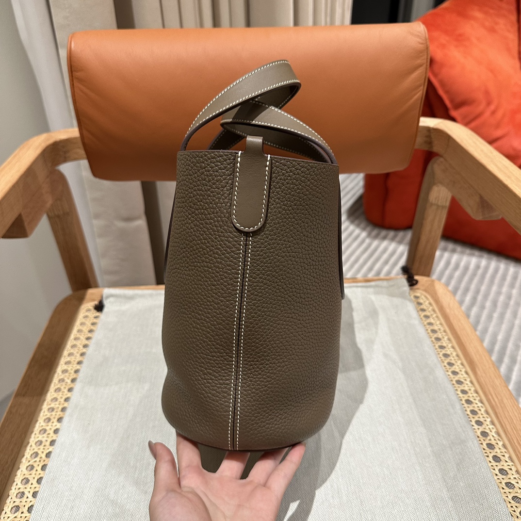 Hermes 高仿 女款 Picotin Lock 菜籃子包 手提水桶包 簡約通勤風| 12 Hermes 高仿 女款 Picotin Lock 菜籃子包 手提水桶包 簡約通勤風