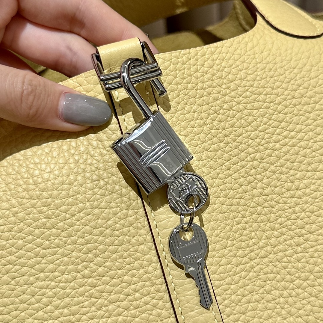 Hermes A貨 女款 Picotin Lock 手提包 淡黃色水桶包 清新時尚風| 9 Hermes A貨 女款 Picotin Lock 手提包 淡黃色水桶包 清新時尚風