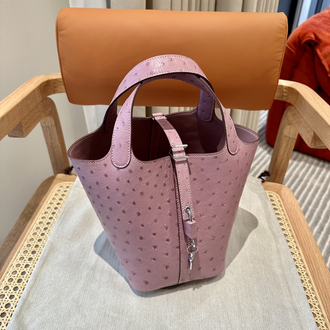 Hermes 高仿 女款 Picotin Lock 鴕鳥皮水桶包 粉色手提包 高級質感款| 11 Hermes 高仿 女款 Picotin Lock 鴕鳥皮水桶包 粉色手提包 高級質感款