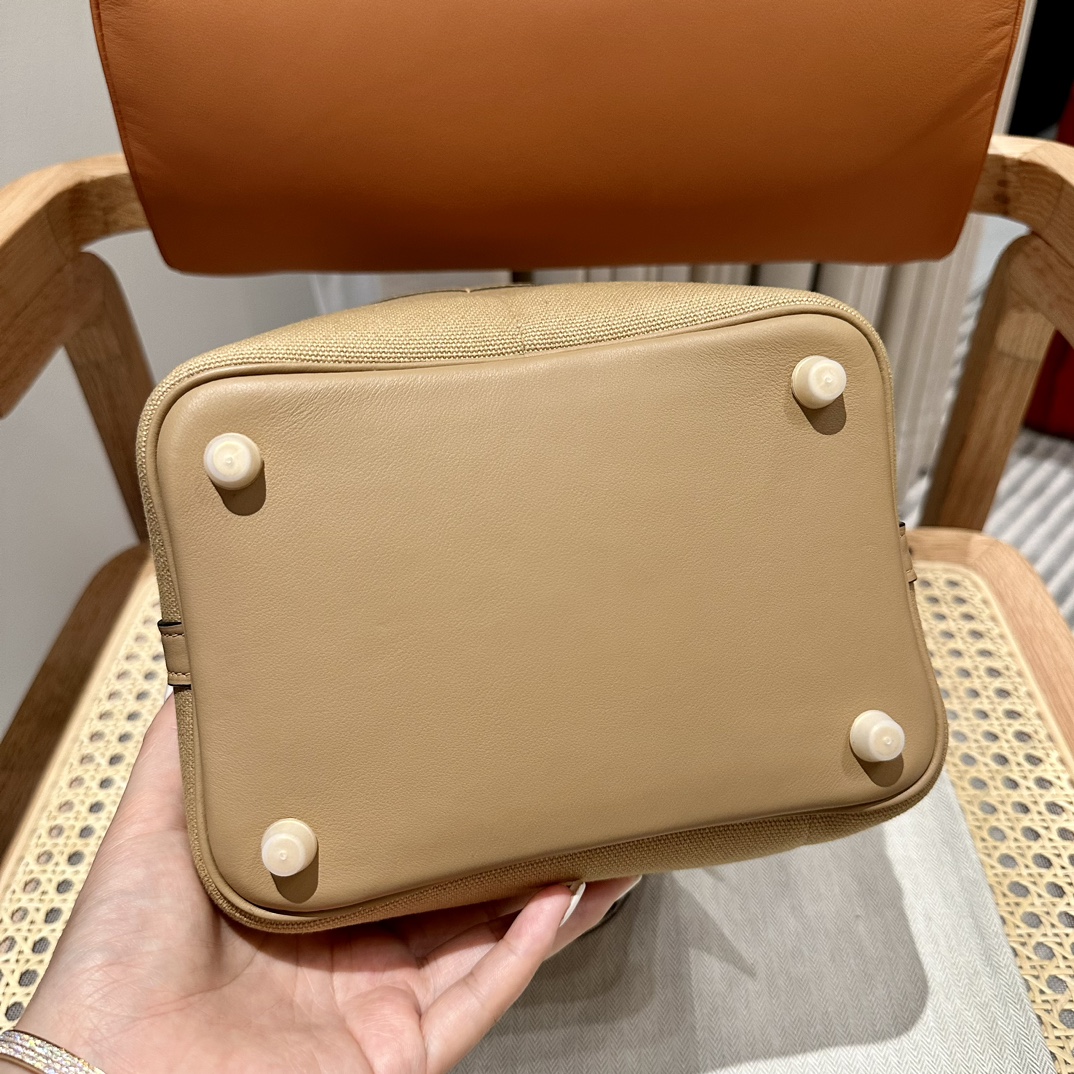 Hermes 高仿 女款 Picotin Lock 帆布拼皮手提包 卡其色通勤包| 10 Hermes 高仿 女款 Picotin Lock 帆布拼皮手提包 卡其色通勤包