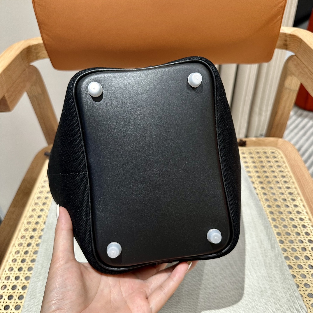 Hermes 高仿 女款 Picotin Lock 帆布手提包 黑色百搭款 輕奢風| 18 Hermes 高仿 女款 Picotin Lock 帆布手提包 黑色百搭款 輕奢風