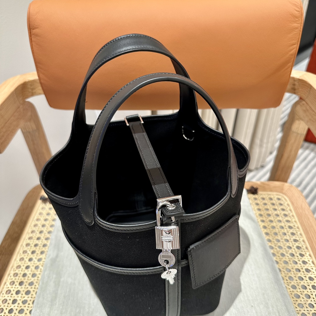 Hermes 高仿 女款 Picotin Lock 帆布手提包 黑色百搭款 輕奢風| 15 Hermes 高仿 女款 Picotin Lock 帆布手提包 黑色百搭款 輕奢風