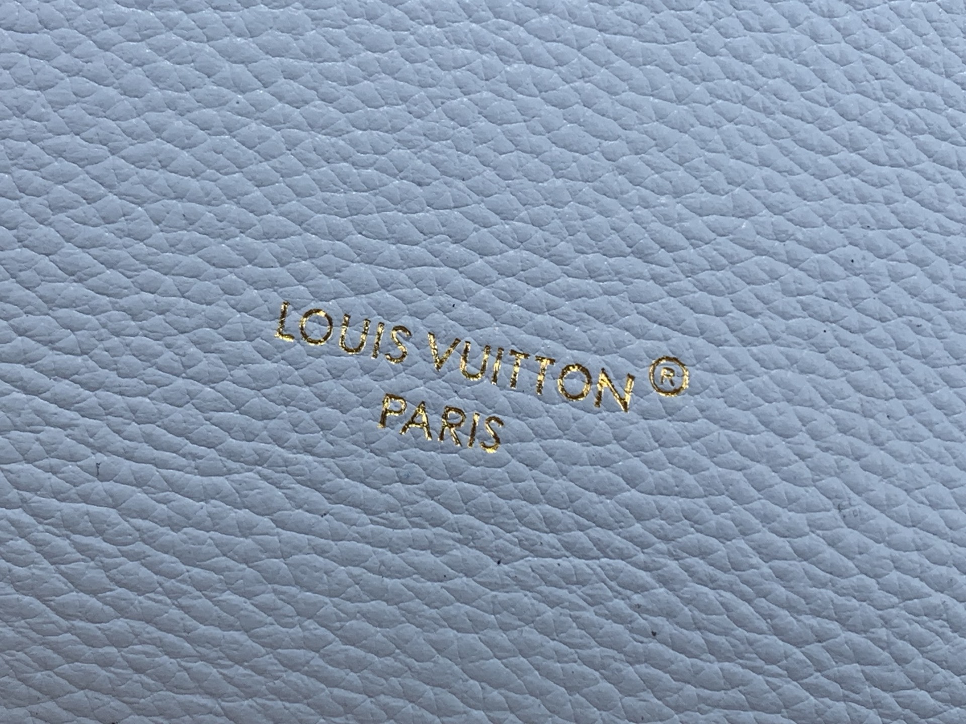 LV 一比一 女款 Monogram 手提托特包 大容量通勤包| 15 LV 一比一 女款 Monogram 手提托特包 大容量通勤包