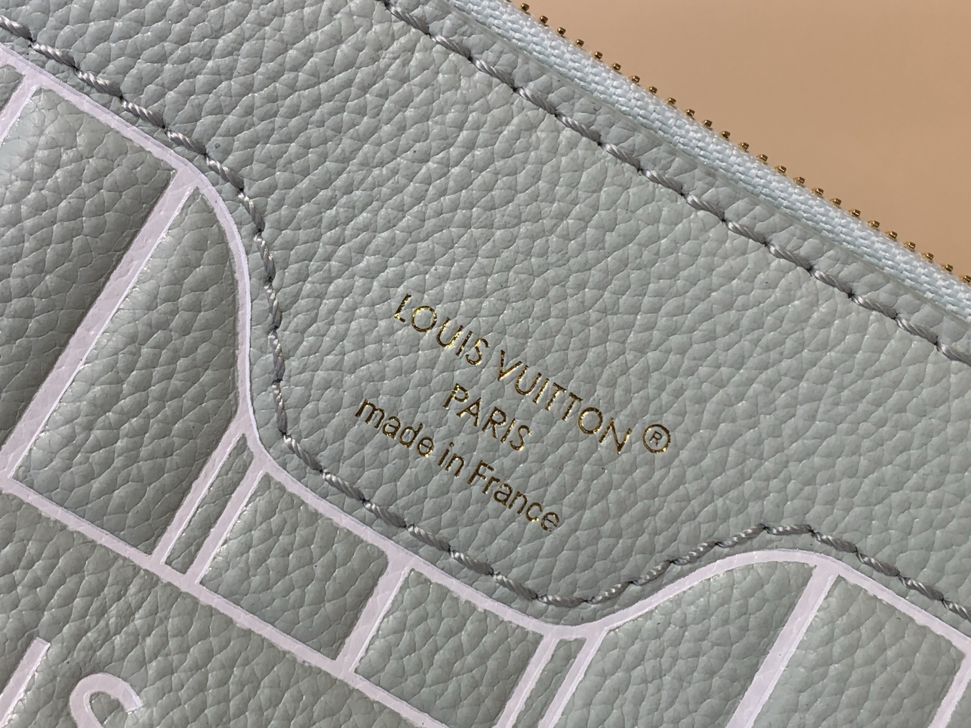 LV 高仿 女款 Monogram 小號托特包 手提斜背兩用包| 16 LV 高仿 女款 Monogram 小號托特包 手提斜背兩用包