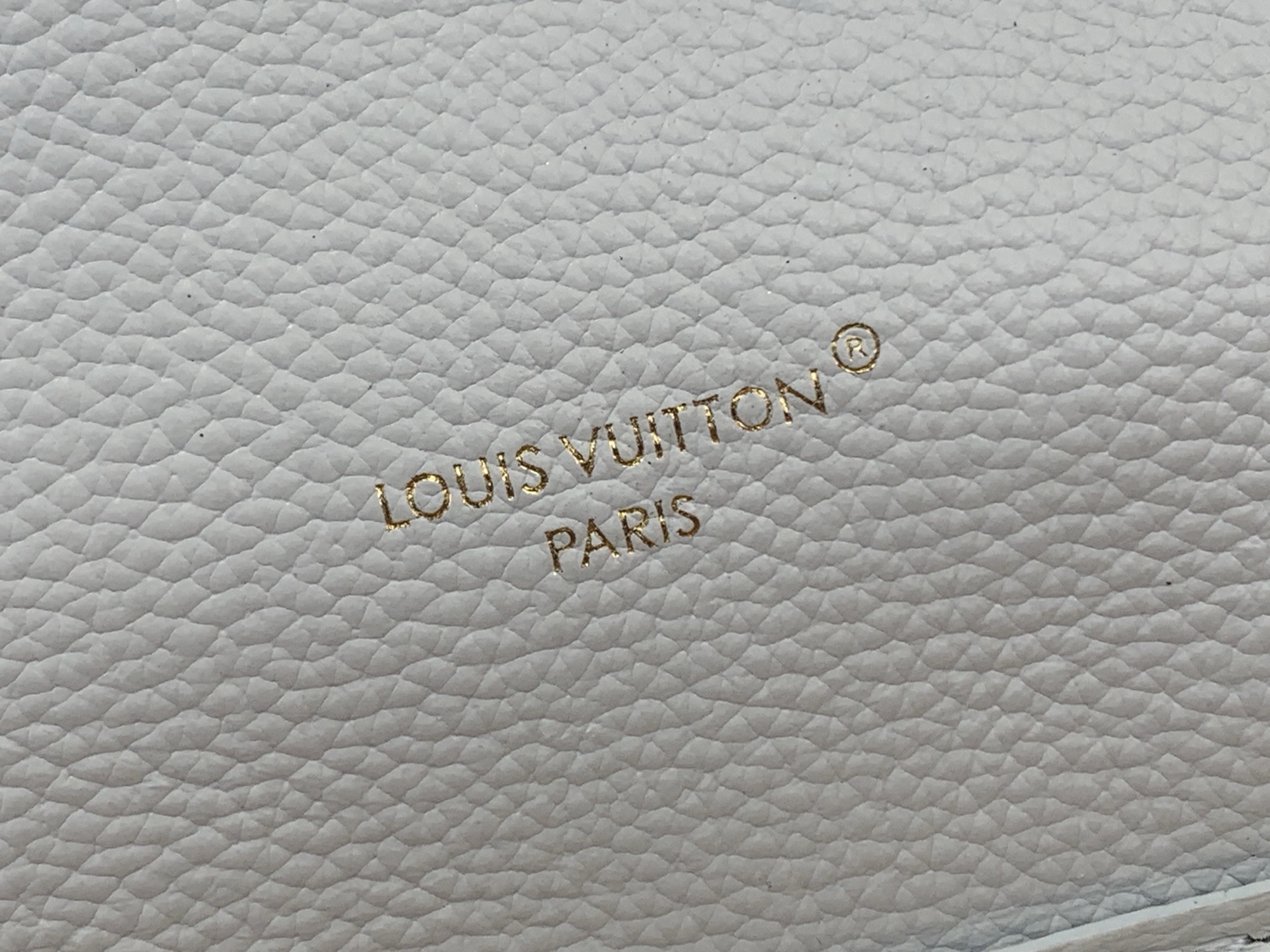 LV 高仿 女款 Monogram 小號托特包 手提斜背兩用包| 15 LV 高仿 女款 Monogram 小號托特包 手提斜背兩用包