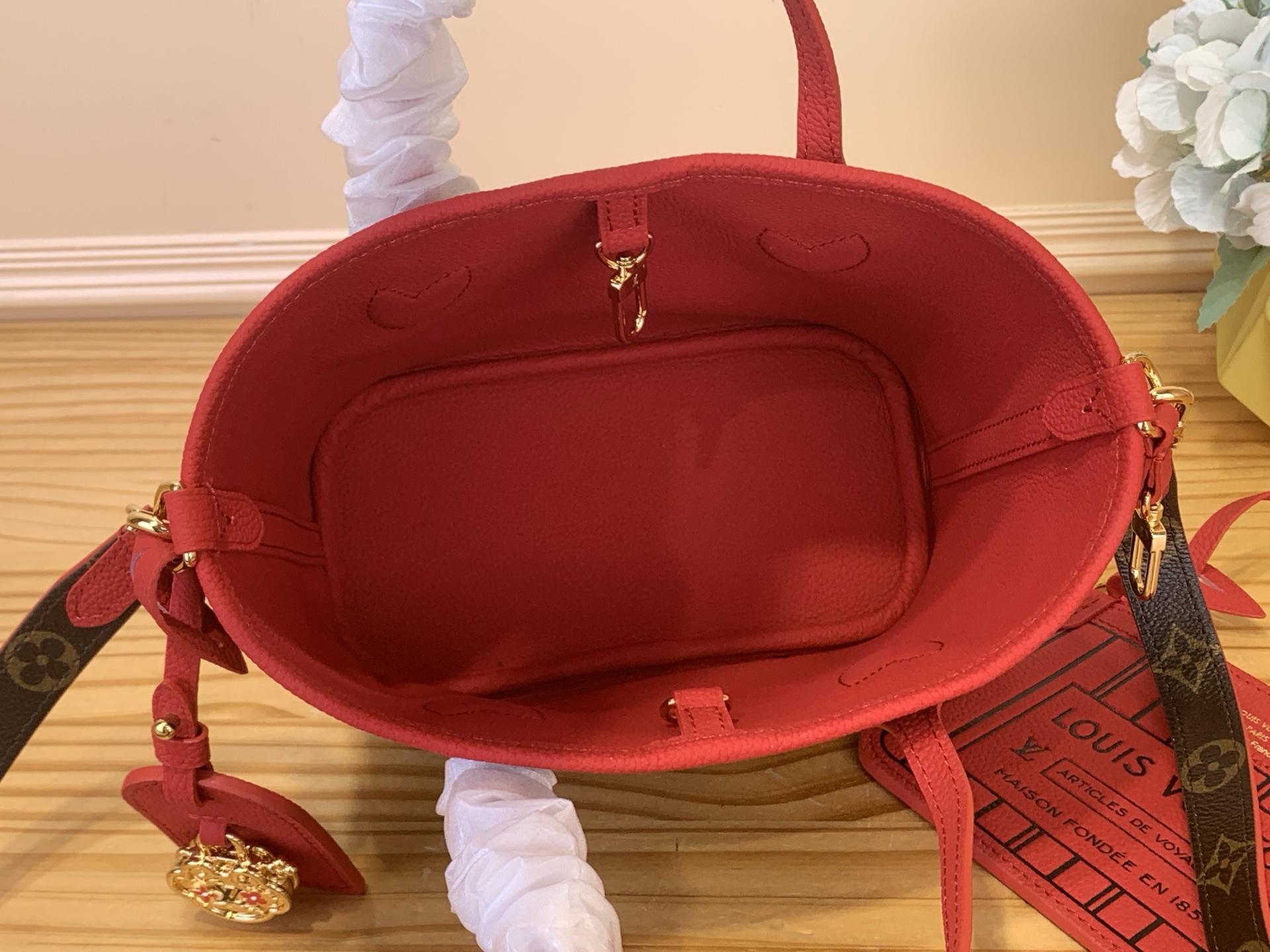 LV 高仿 女款 Monogram 拼色托特包 手提斜背兩用包 通勤百搭款| 8 LV 高仿 女款 Monogram 拼色托特包 手提斜背兩用包 通勤百搭款