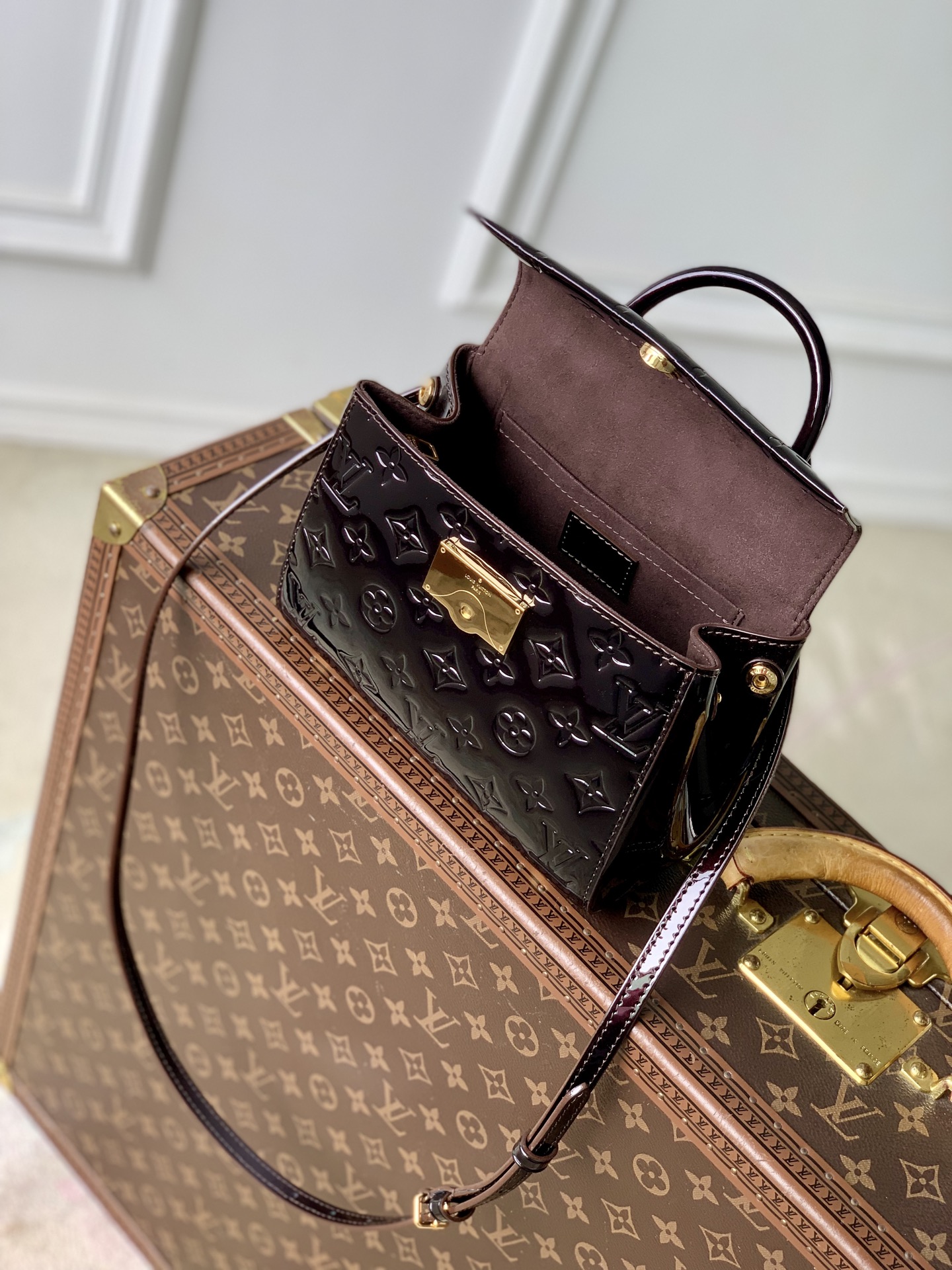 LV 原單 女款 Vernis 壓紋漆皮迷你手提包 高端氣質斜背包| 7 LV 原單 女款 Vernis 壓紋漆皮迷你手提包 高端氣質斜背包