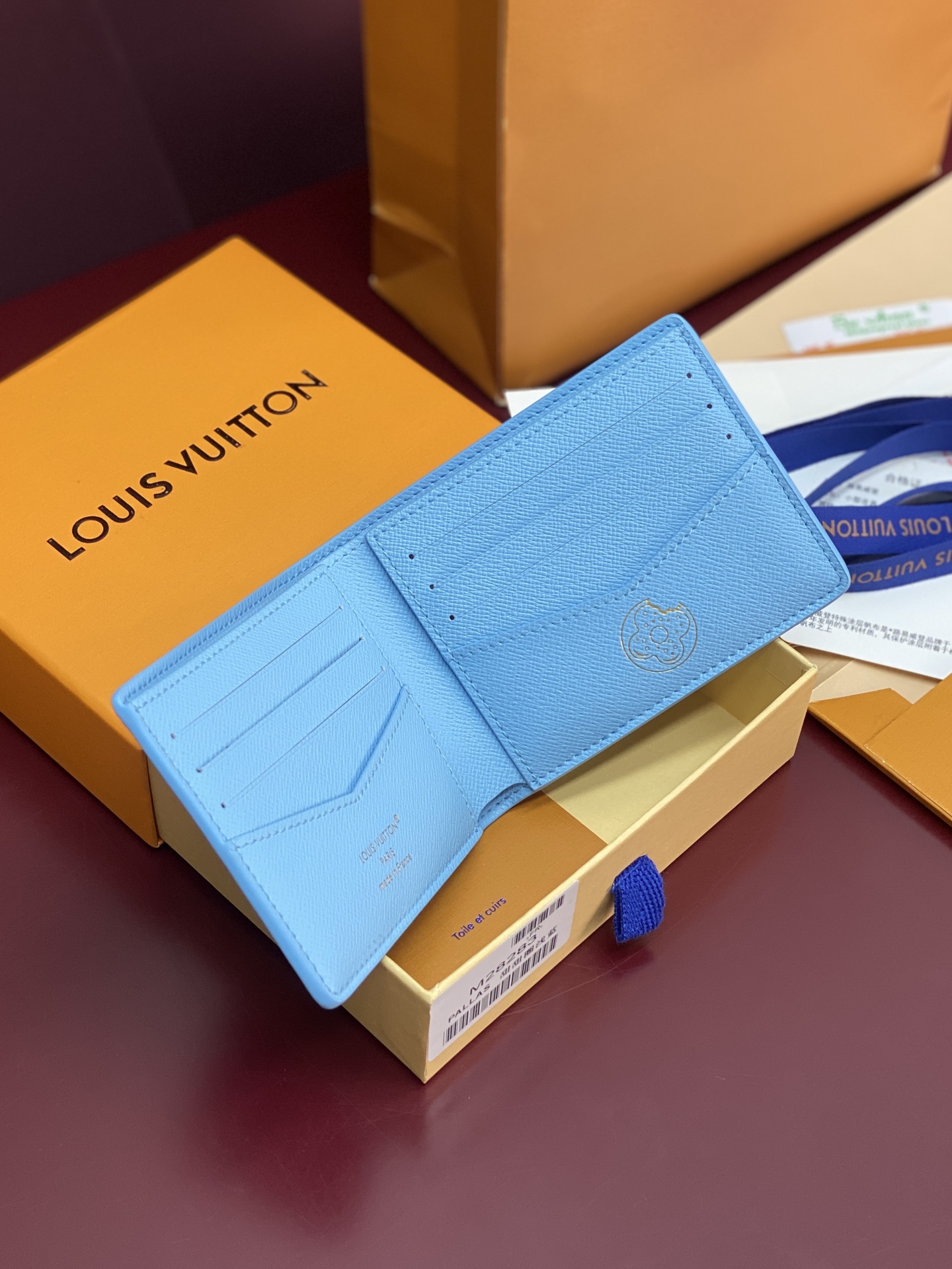 LV 一比一 男款 Monogram 彩色印花短夾 經典皮夾| 12 LV 一比一 男款 Monogram 彩色印花短夾 經典皮夾