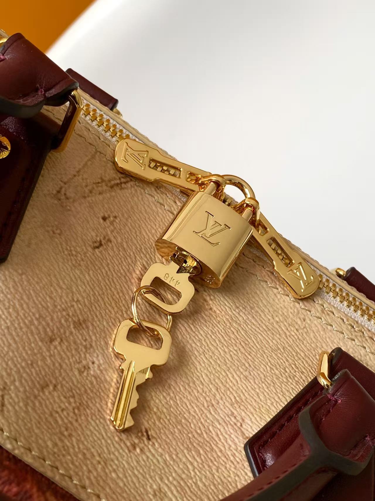 LV 一比一 女款 Vintage 航空風手提包 復古旅行斜背包| 11 LV 一比一 女款 Vintage 航空風手提包 復古旅行斜背包