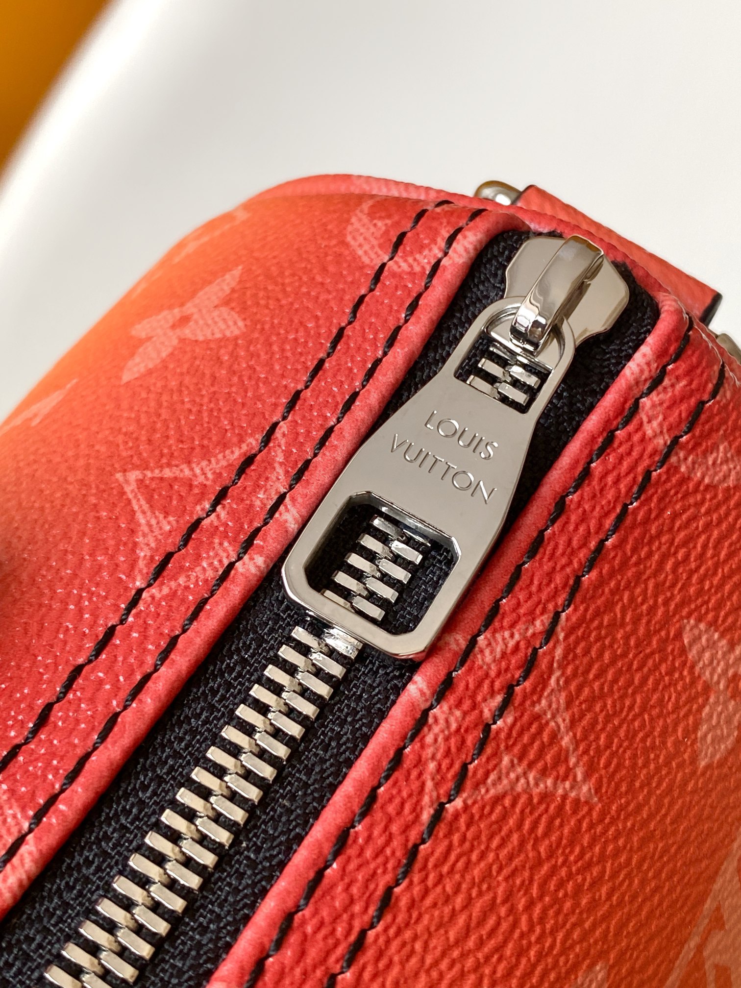 LV 一比一 女款 Speedy 漸層橘老花手提包 時尚斜背包| 10 LV 一比一 女款 Speedy 漸層橘老花手提包 時尚斜背包