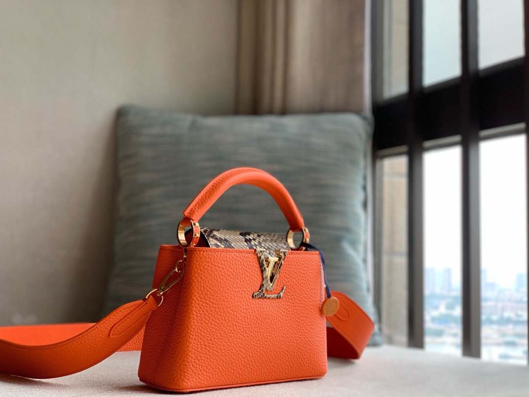 LV 一比一 女款 Capucines 橘色手提包 高級斜背包| 14 LV 一比一 女款 Capucines 橘色手提包 高級斜背包